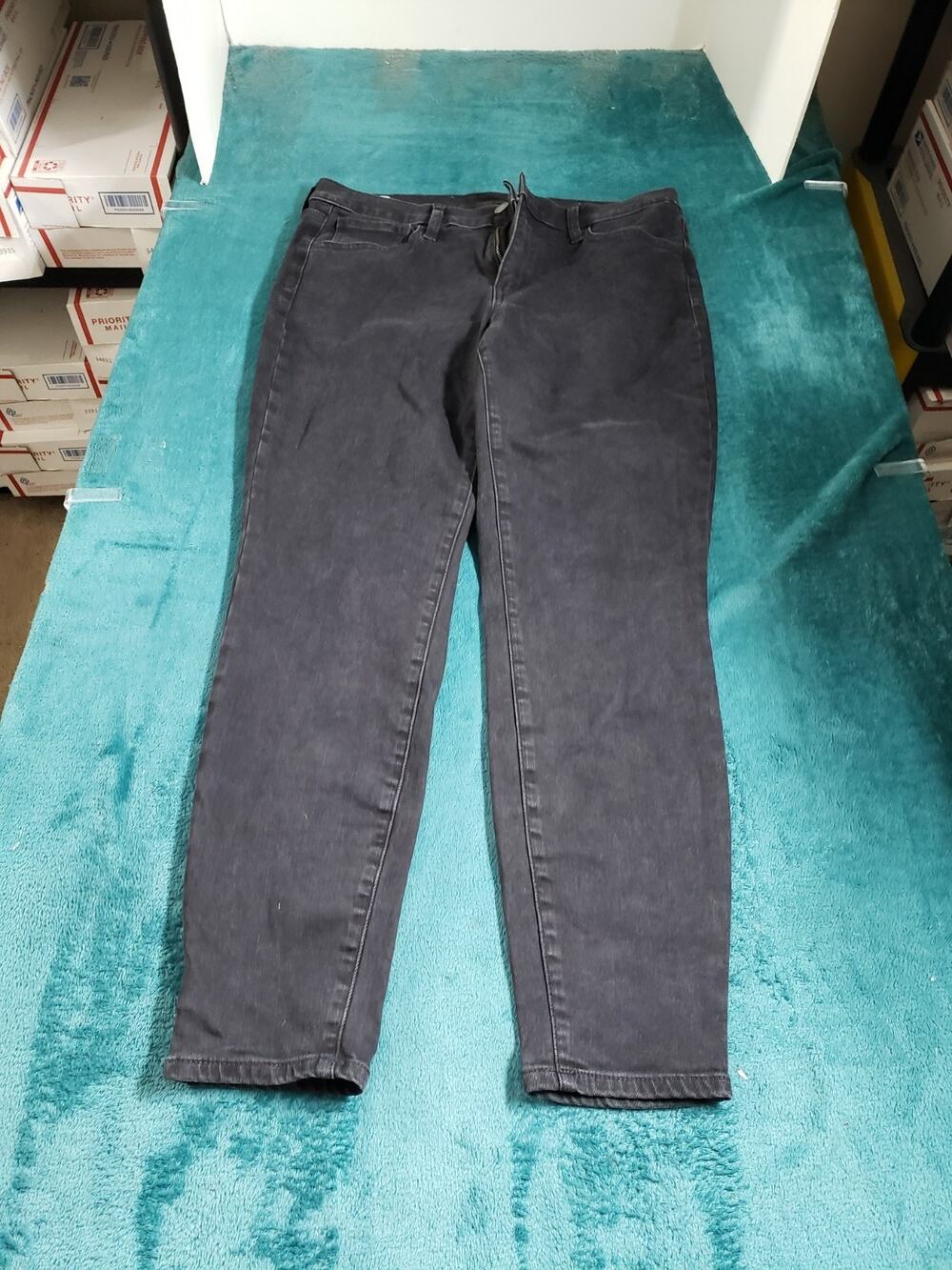 Gap Jeans Size 12 Womens Black Stretch Pants Mid Rise Universal Jegging